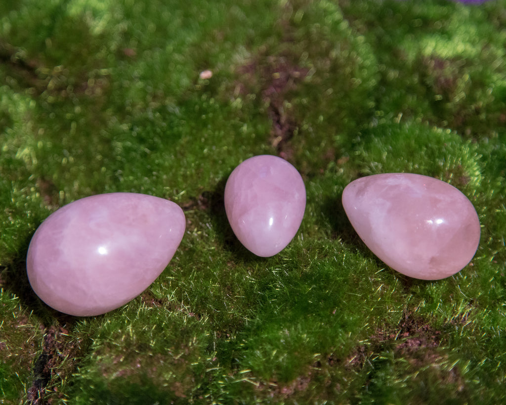 Rose quartz yoni eggs - The Crystal Cavern